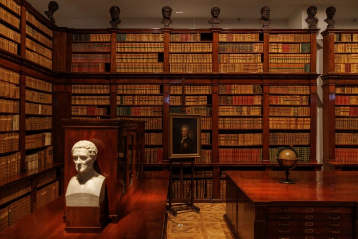 Zabytkowy pałac w odświeżonej wersji